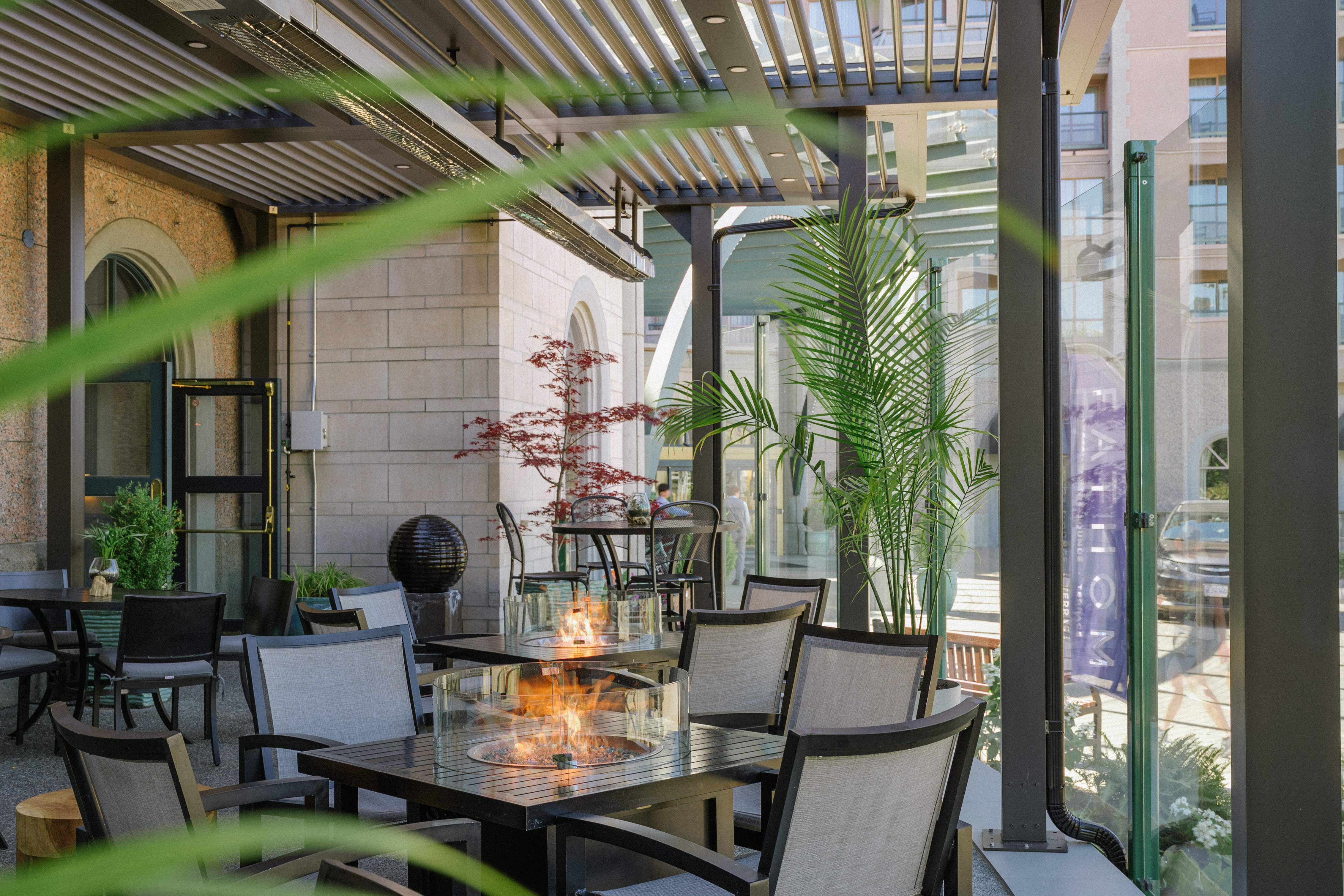 Outdoor area at Hotel Grand Pacific 